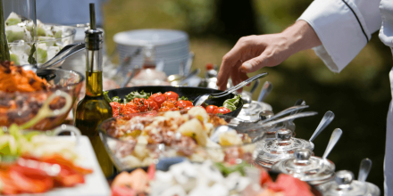 Traiteur créatif à Strasbourg - Plats sur la table - Effervescence