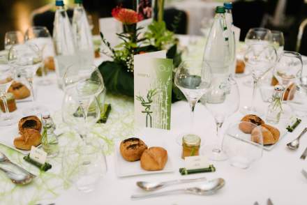 Traiteur créatif à Strasbourg - Plats sur la table - Effervescence